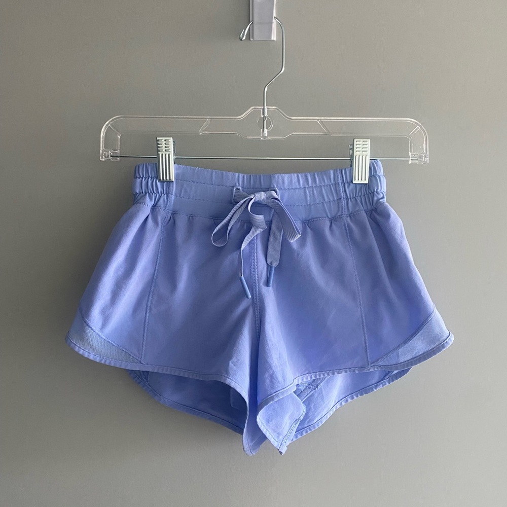 lululemon hotty hot shorts 2.5 (original style)